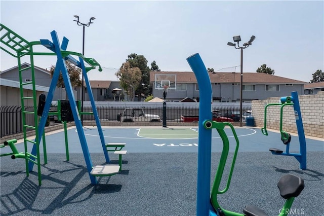 19847 Coventry Ln, Huntington Beach, CA 92646 - view of property's community featuring community basketball court and a residential view