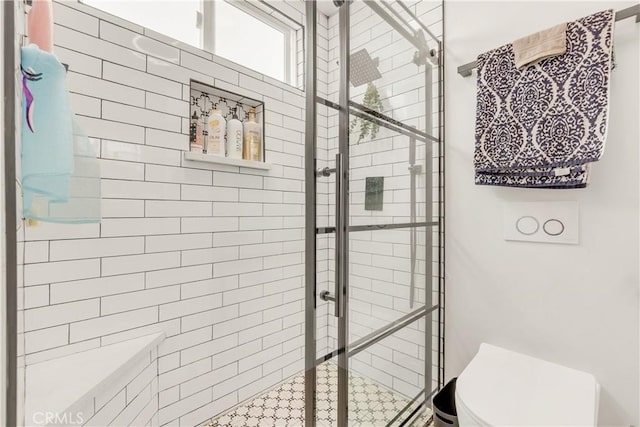 534 E Hazel St Unit 5, Inglewood, CA 90302 - bathroom featuring a stall shower and toilet