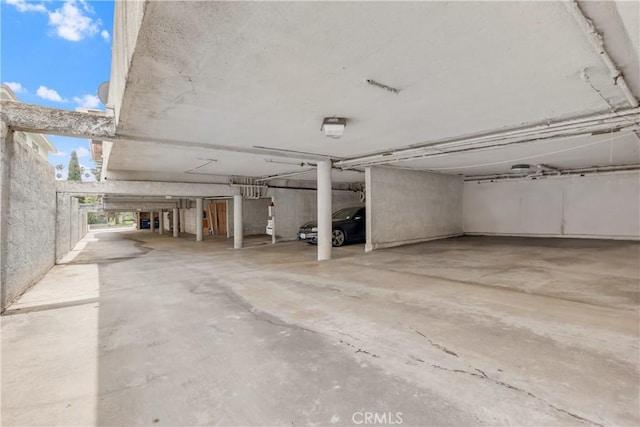 534 E Hazel St Unit 5, Inglewood, CA 90302 - view of parking garage