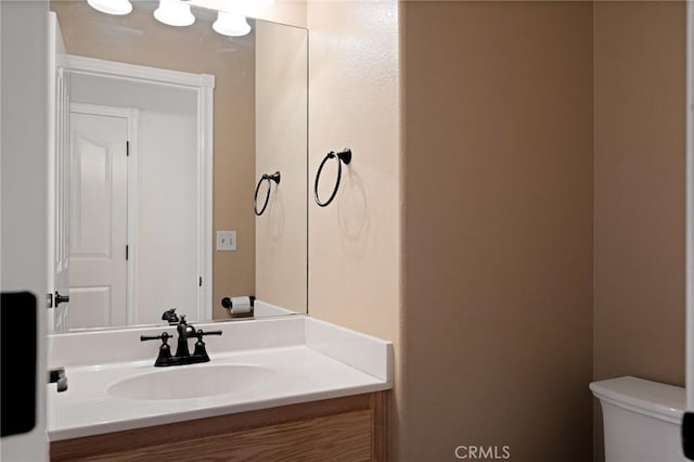 26350 Spyglass Dr, Lake Arrowhead, CA 92352 - half bath with toilet and vanity
