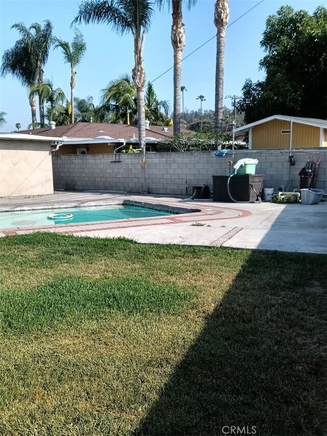 16614 Samgerry Dr, La Puente, CA 91744 - view of yard with a patio