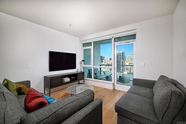 325 7th Unit 1501, San Diego, CA 92101 - living area featuring wood finished floors