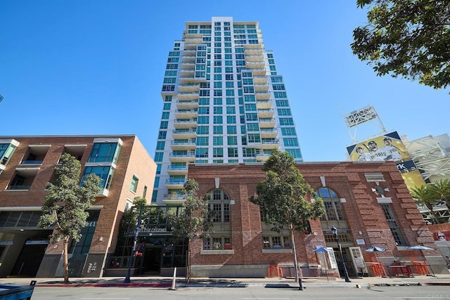 325 7th Unit 1501, San Diego, CA 92101 - view of building exterior