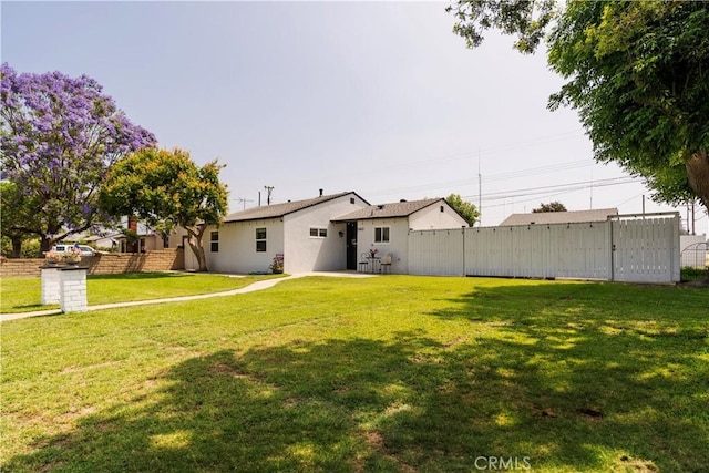5402 N Fairvalley Ave, Covina, CA 91722 - back of house with stucco siding