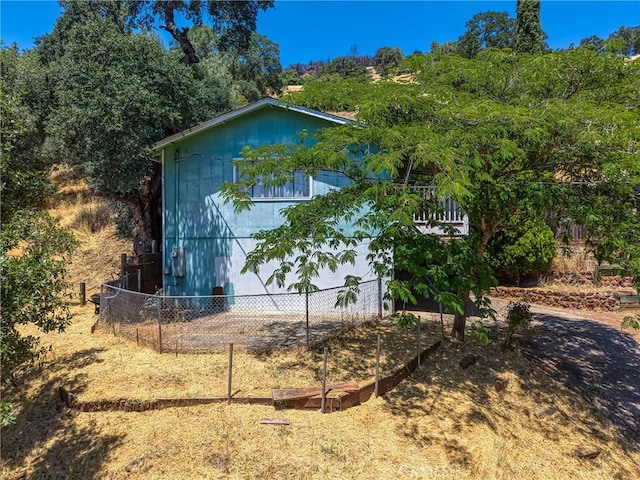 12410 Lakeview Dr, Clearlake Oaks, CA 95423 - view of property exterior