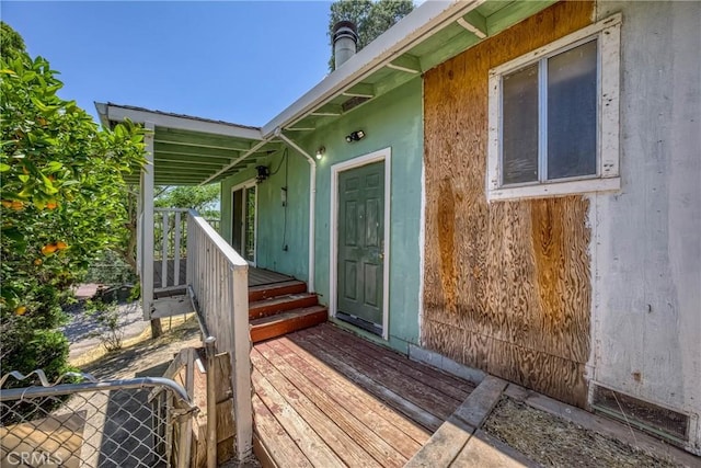 12410 Lakeview Dr, Clearlake Oaks, CA 95423 - entrance to property featuring a deck