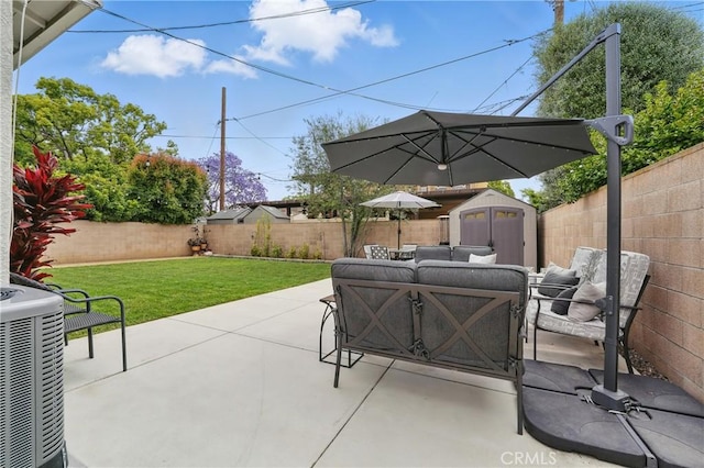 3848 Ocana Ave, Long Beach, CA 90808 - fenced backyard with an outdoor hangout area, a shed, and a patio area