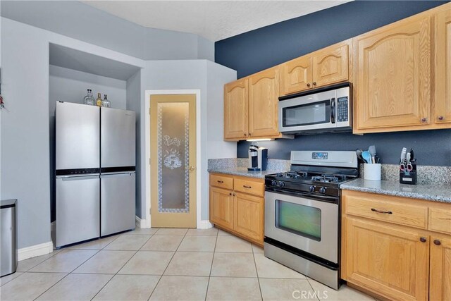 14665 Echo Ln, Helendale, CA 92342 - photo 22