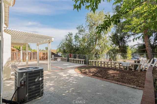 25213 Via Las Lomas, Murrieta, CA 92562 - fenced backyard featuring a patio and a pergola