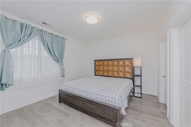 1189 Canyon Glen Rd, Chino Hills, CA 91709 - bedroom with light wood finished floors and baseboards