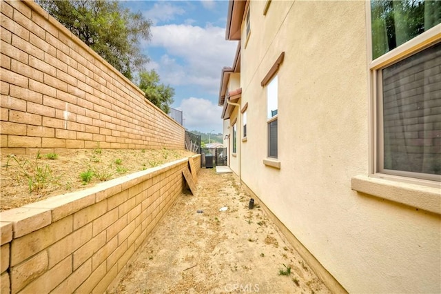 1189 Canyon Glen Rd, Chino Hills, CA 91709 - view of side of home featuring stucco siding