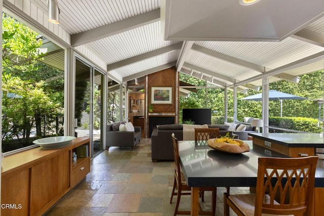 2279 Midwick Dr, Altadena, CA 91001 - sunroom with healthy amount of natural light