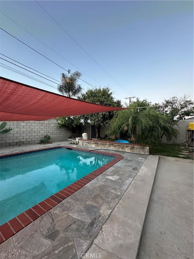 907 E Ghent St, Azusa, CA 91702 - view of pool featuring a patio and a fenced backyard