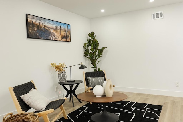 4380 Rolfe Rd, San Diego, CA 92117 - sitting room with recessed lighting, baseboards, and light wood finished floors