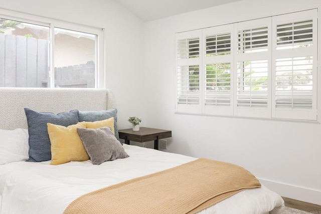 4380 Rolfe Rd, San Diego, CA 92117 - bedroom featuring lofted ceiling