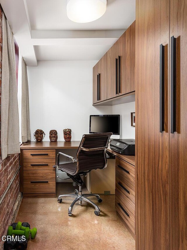 940 E 2nd St Unit 37, Los Angeles, CA 90012 - office featuring brick wall and built in study area