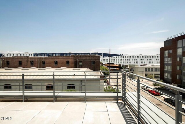 940 E 2nd St Unit 37, Los Angeles, CA 90012 - balcony with a view of city