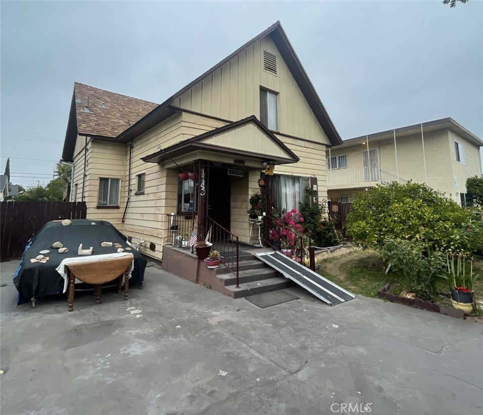 1143 E Salt Lake St, Long Beach, CA 90806 - photo 1