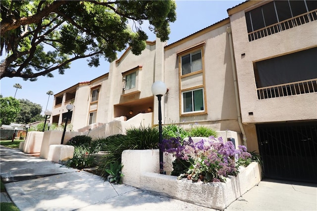 430 N Holliston Ave Unit 210, Pasadena, CA 91106 - view of building exterior