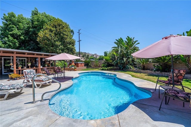1390 Corona Ave, Norco, CA 92860 - view of pool with a patio and a fenced backyard