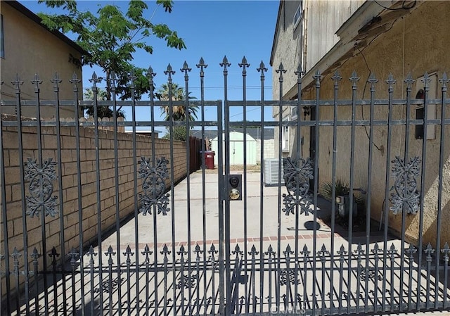 12077 Swegles Ln, Moreno Valley, CA 92557 - view of gate