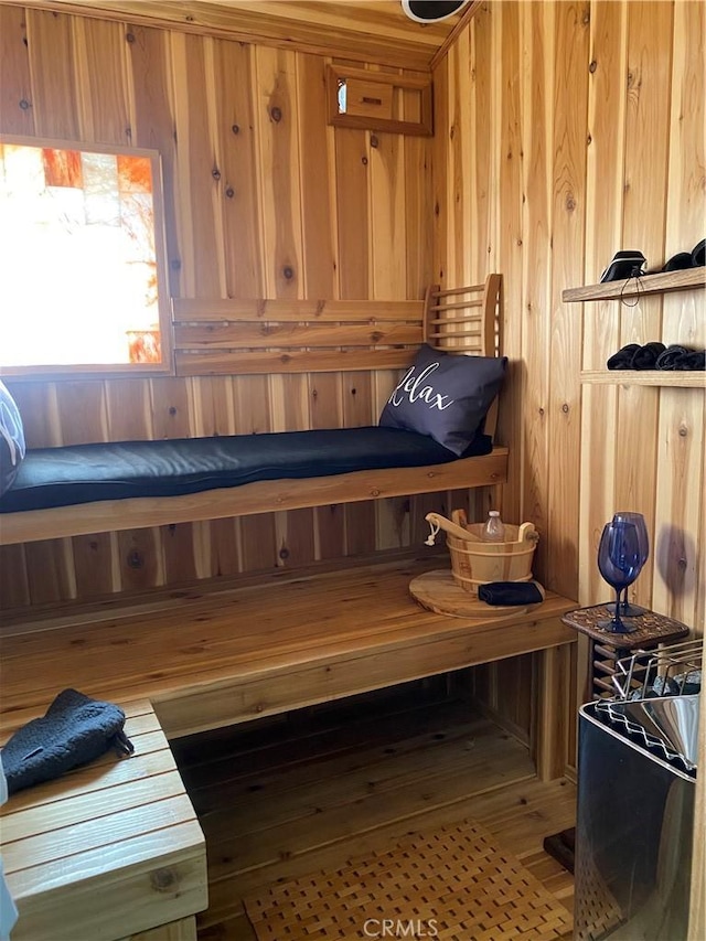 357 Cumberland Rd, Glendale, CA 91202 - relaxing sauna / steam room with wood walls