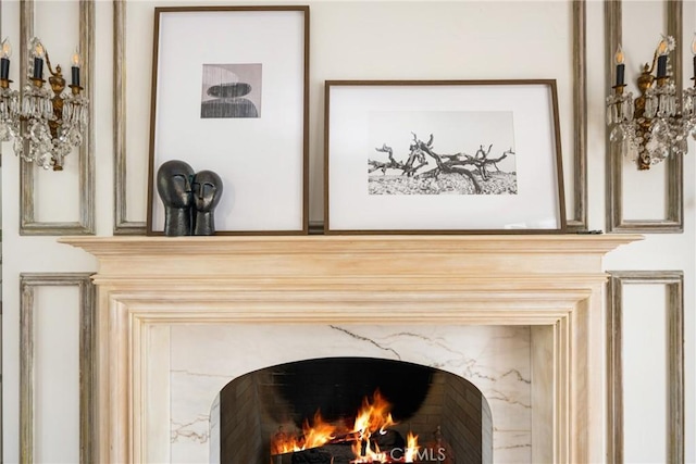 508 Evening Star Ln, Newport Beach, CA 92660 - detailed view of a premium fireplace