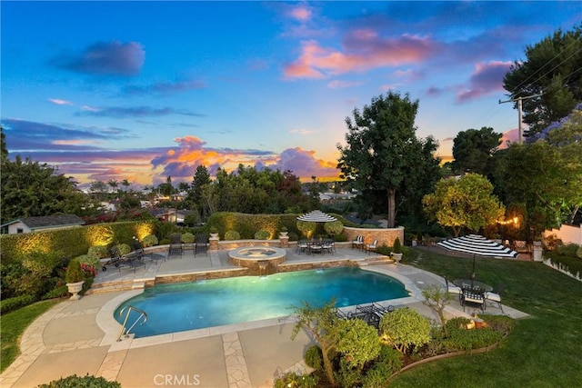 2136 W Gaucho Dr, Rancho Palos Verdes, CA 90275 - outdoor pool with a patio, an in-ground hot tub, and a yard