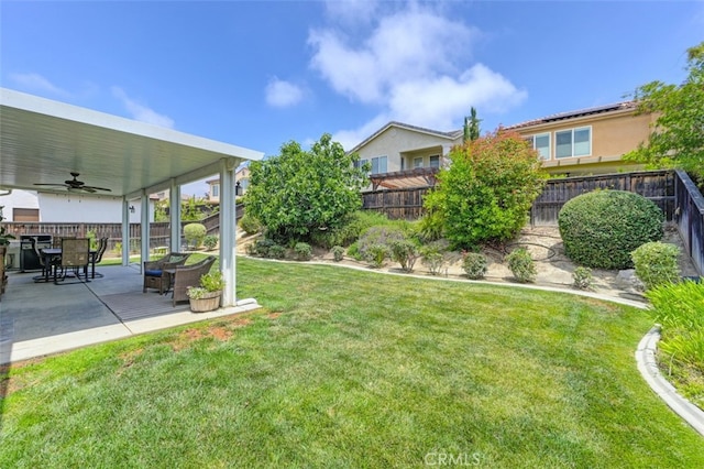 28978 Williston Ct, Temecula, CA 92591 - fenced backyard featuring a ceiling fan and a patio