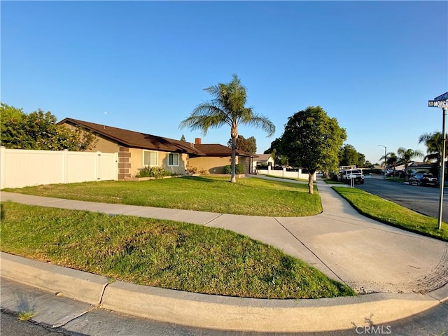 743 N Beechwood Ave, Rialto, CA 92376 - view of front facade