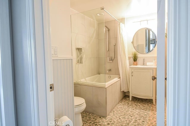 188 Temple Ave Unit 201, Long Beach, CA 90803 - bathroom with tiled shower / bath combo, toilet, and vanity
