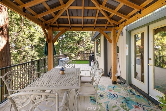 430 Rainier Rd, Lake Arrowhead, CA 92352 - wooden terrace featuring outdoor dining space