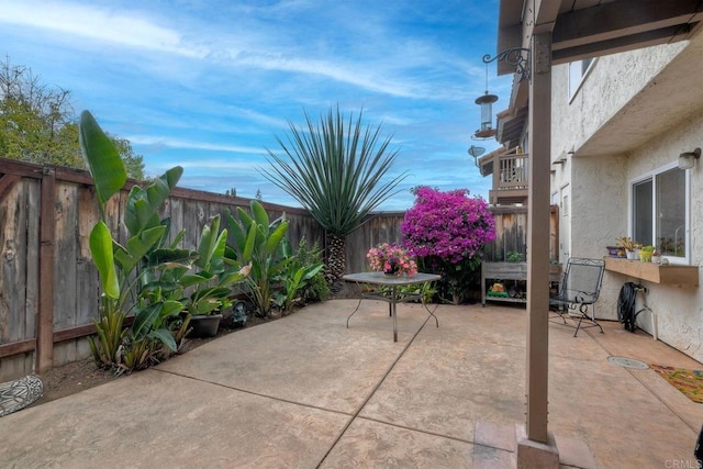 1651 S Juniper St Unit 106, Escondido, CA 92025 - fenced backyard featuring a patio