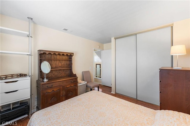 37398 Harrow Ct, Palmdale, CA 93550 - bedroom featuring a closet and wood finished floors