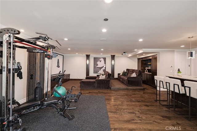 2711 Elm Ave, Manhattan Beach, CA 90266 - workout area featuring recessed lighting, dark wood finished floors, and baseboards