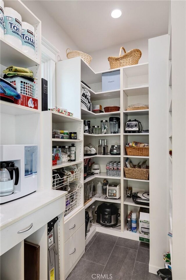 2711 Elm Ave, Manhattan Beach, CA 90266 - view of storage area