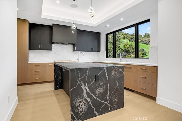14899 Round Vly, Sherman Oaks, CA 91403 - kitchen featuring custom exhaust hood, modern cabinets, backsplash, and recessed lighting