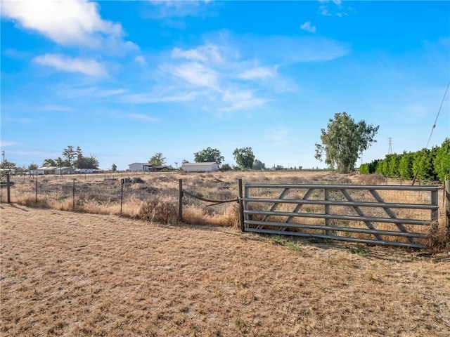 1654 W S Ave, Fresno, CA 93706 - view of yard featuring a rural view