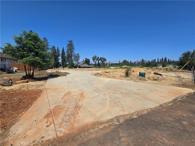 5523 Feather River Pl, Paradise, CA 95969