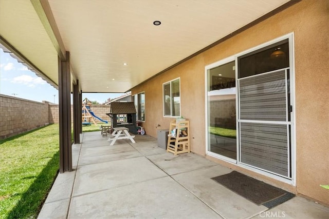 1331 Nicholas Ct, Rialto, CA 92377 - view of patio