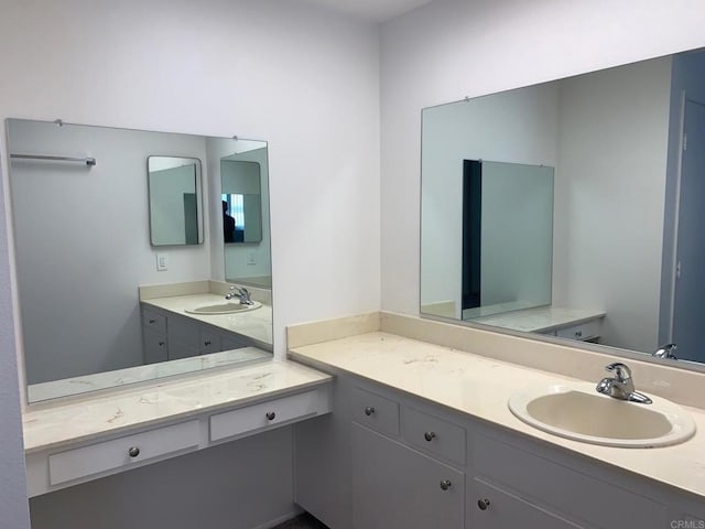 3465 Spanish Way, Carlsbad, CA 92008 - bathroom featuring vanity