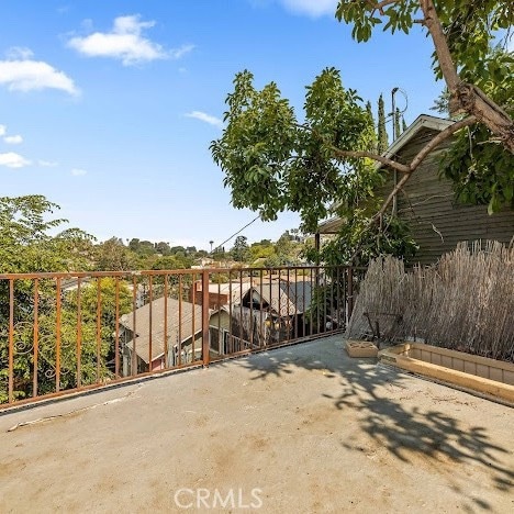 919 Dexter St, Los Angeles, CA 90042 - view of gate
