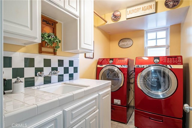 536 W Palm Dr, Arcadia, CA 91007 - laundry area with independent washer and dryer and cabinet space