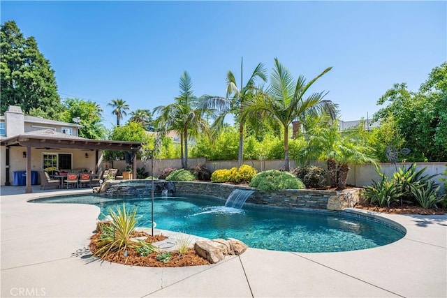 536 W Palm Dr, Arcadia, CA 91007 - view of swimming pool featuring a fenced backyard, a ceiling fan, a patio area, and a pool with connected hot tub