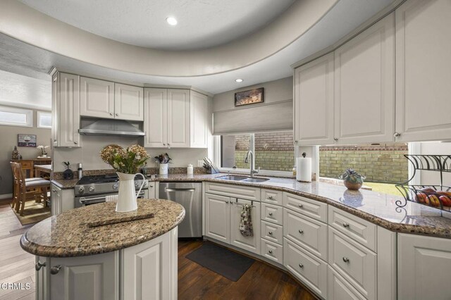 7835 Marin Ln, Ventura, CA 93004 - photo 26