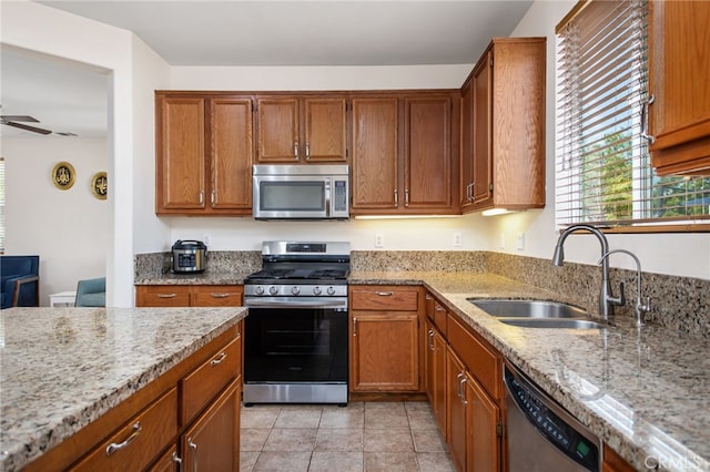 38108 Tranquila Ave, Murrieta, CA 92563 - photo 15