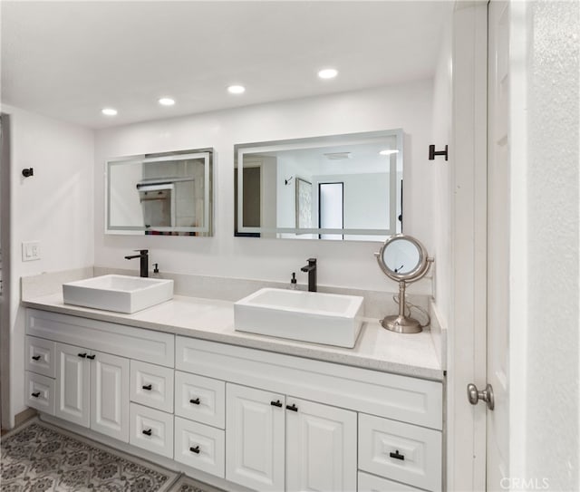 20645 Roscoe Blvd Unit G, Winnetka, CA 91306 - photo 10