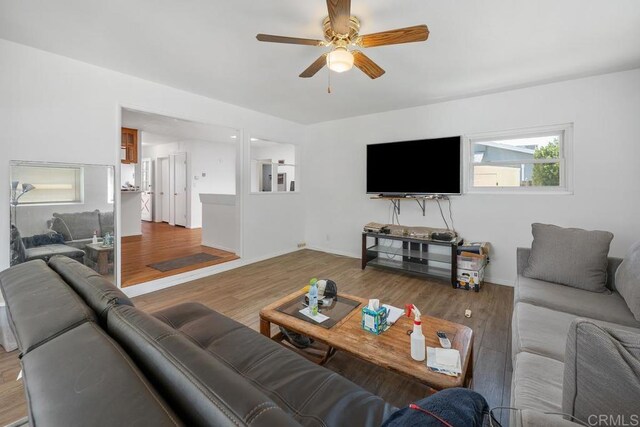2033 Lee Dr, Escondido, CA 92027 - photo 15