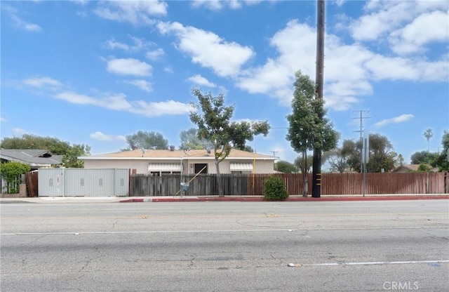 1026 Walnut Grove Ave, Rosemead, CA 91770 - ranch-style home featuring stucco siding