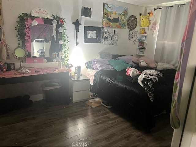 8943 Delano Dr, Riverside, CA 92503 - bedroom with wood finished floors